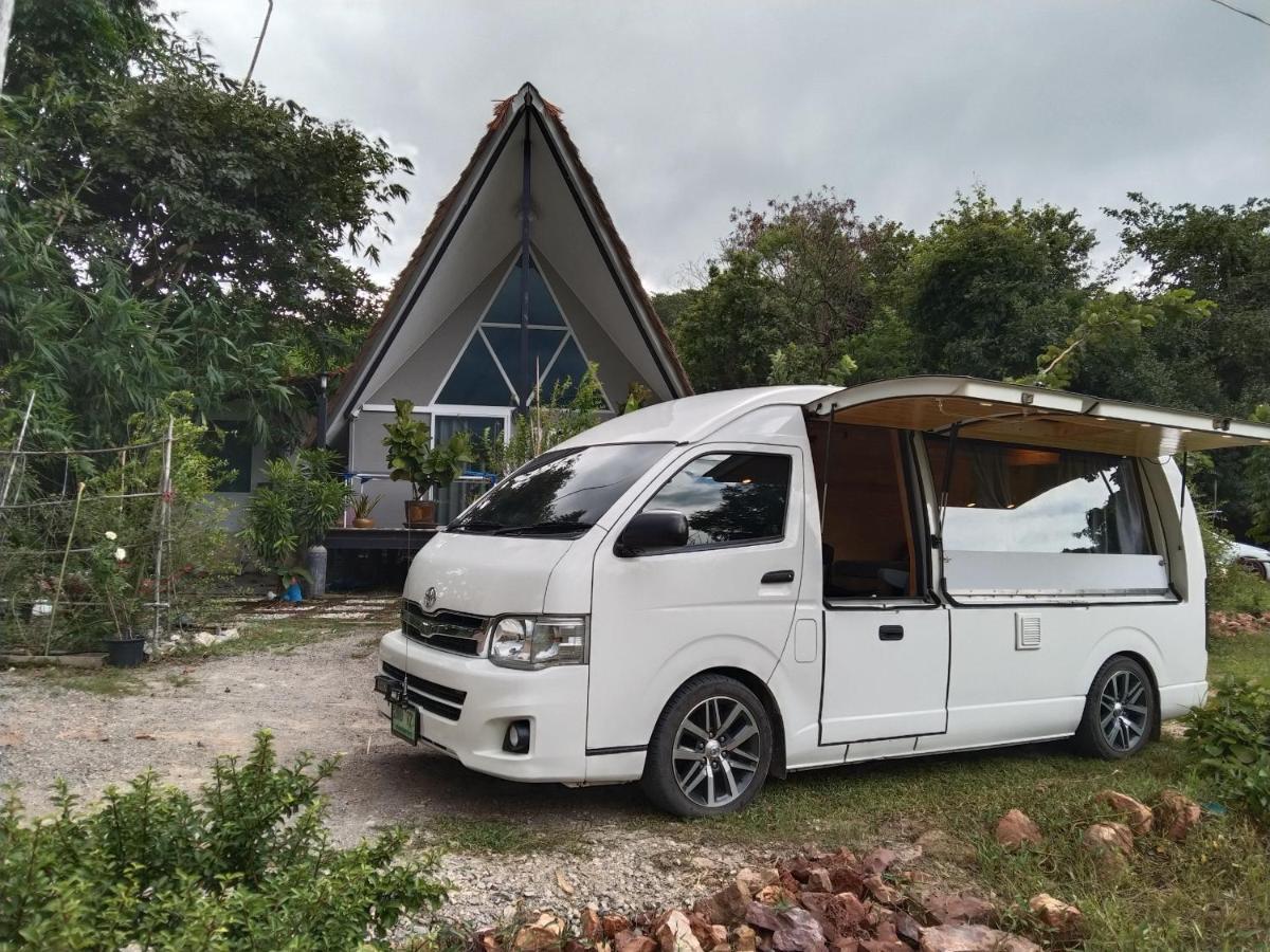 Vila Royal Mountain View Ratchaburi Exteriér fotografie